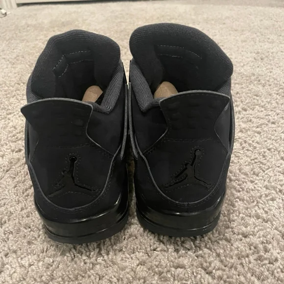 Jordan 4 retro black cat size 7 men’s